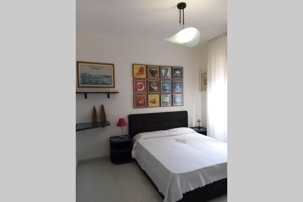 Da Agnese Holiday Home In Bosa Sardegna! Buitenkant foto